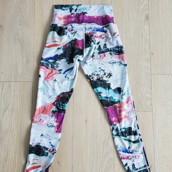 Lululemon Tights w/ Multicolour Print - no size - Picture 3 of 8